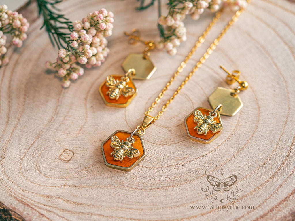 Handmade Amber hexagon and bees earrings and necklace set - 13th Psyche