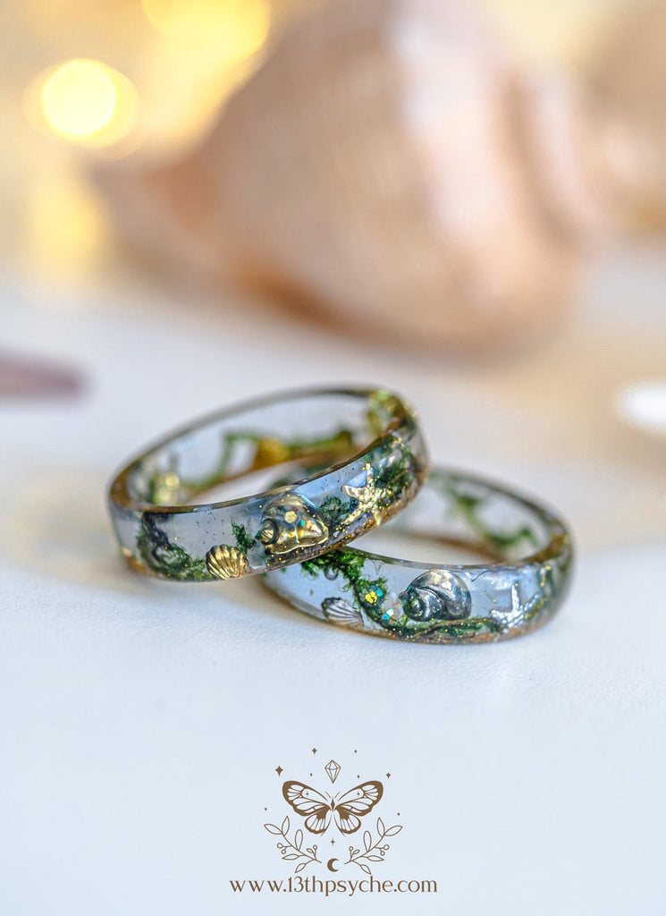 Handmade Ocean inspired resin ring with tiny shells - 13th Psyche