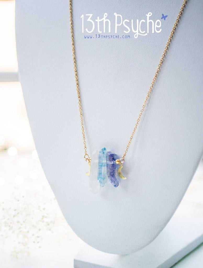 Handmade 3 polished crystal quarz necklace with tiny moons - 13th Psyche