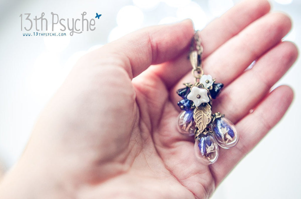 Handmade Real purple dried flowers orb bouquet necklace - 13th Psyche