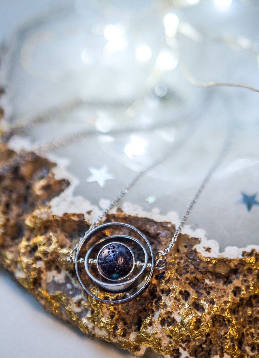 Handmade Galaxy inspired asteroid silver spinner necklace - 13th Psyche