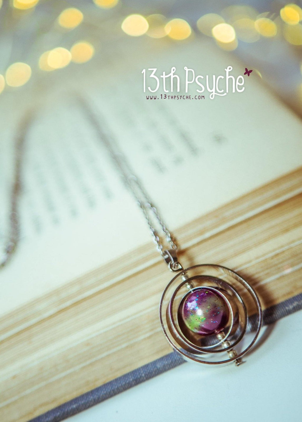 Handmade Aurora borealis spinner necklace - 13th Psyche