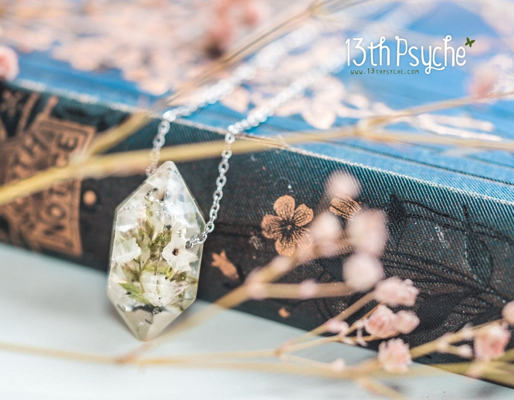Handmade White flowers crystal point pendant necklace - 13th Psyche