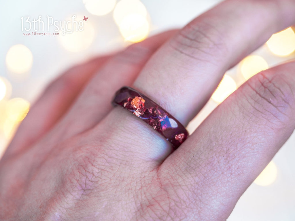 Handmade Plum and rose gold flakes faceted resin ring - 13th Psyche
