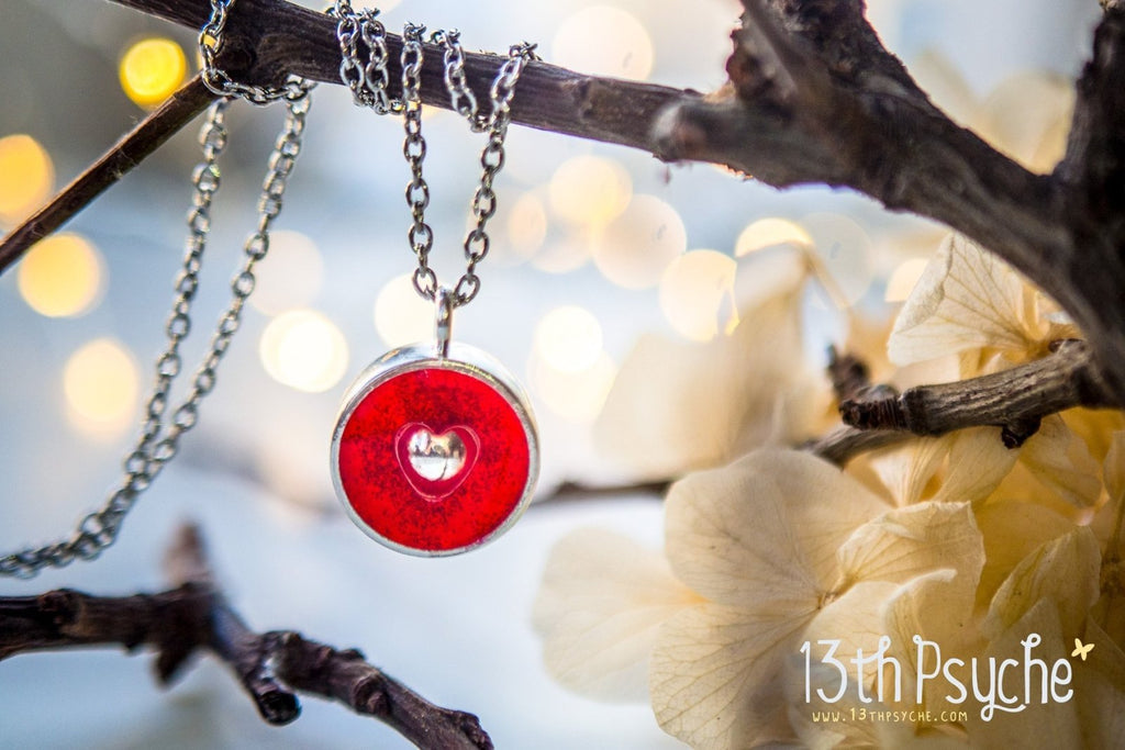Handmade Red heart cameo pendant necklace - 13th Psyche