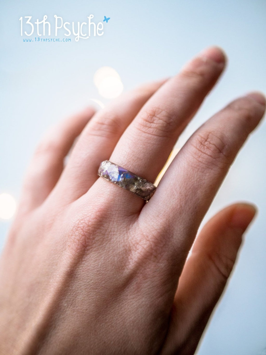 Handmade Iridescent grey faceted resin ring with silver flakes - 13th Psyche