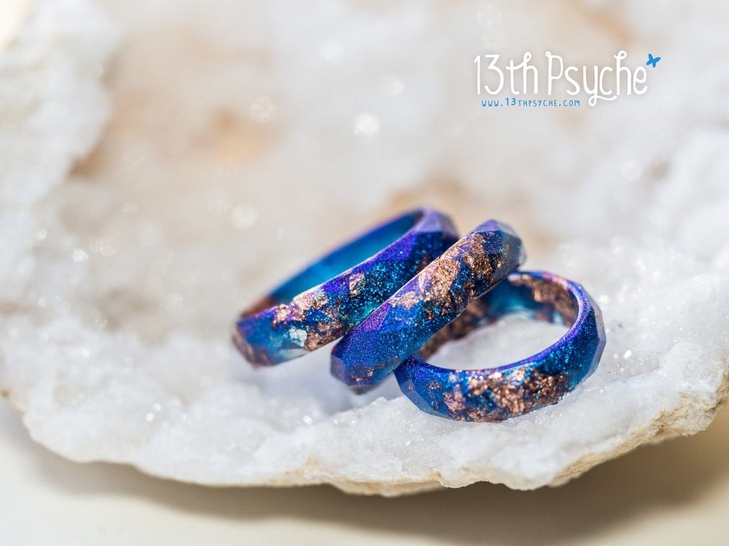 Handmade Iridescent blue faceted resin ring with rose gold flakes - 13th Psyche