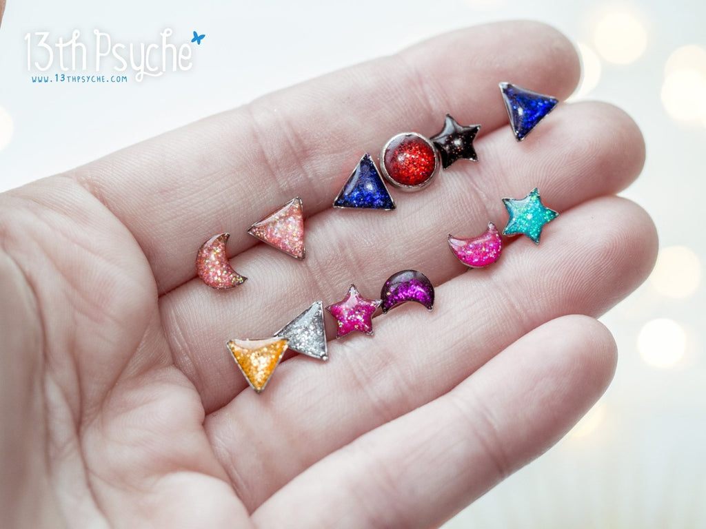 Handmade Glitter triangle stud earrings, Stainless steel - 13th Psyche