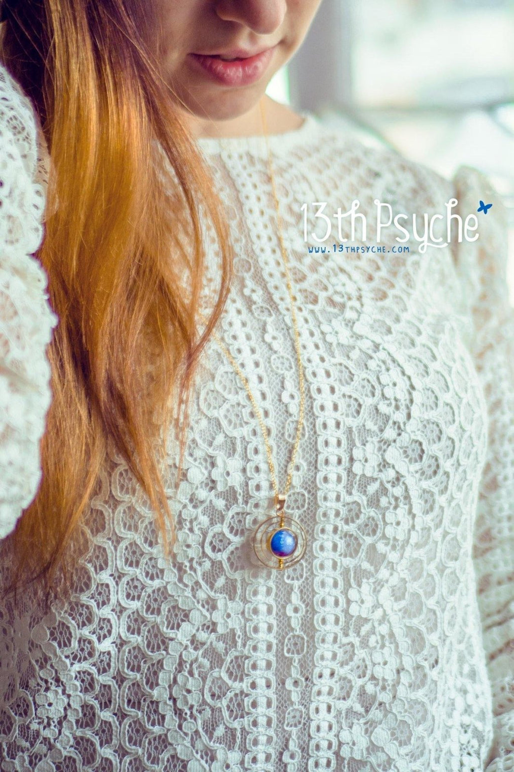 Handmade Aurora borealis spinner necklace - 13th Psyche