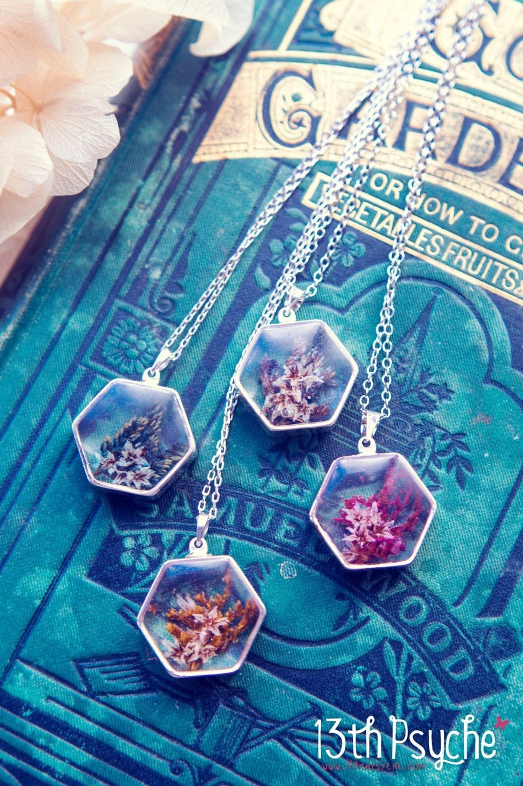 Handmade Real dried flower hexagon pendant necklace - 13th Psyche
