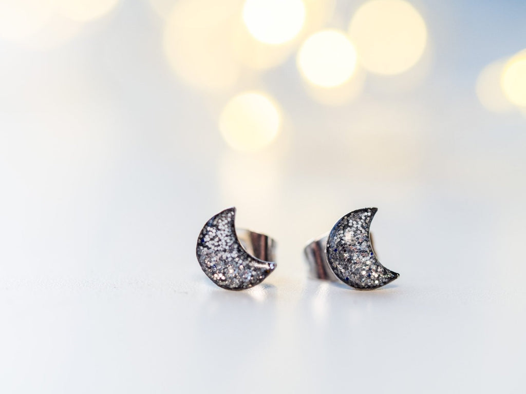 Handmade Glitter crescent moon stud earrings, Stainless steel - 13th Psyche