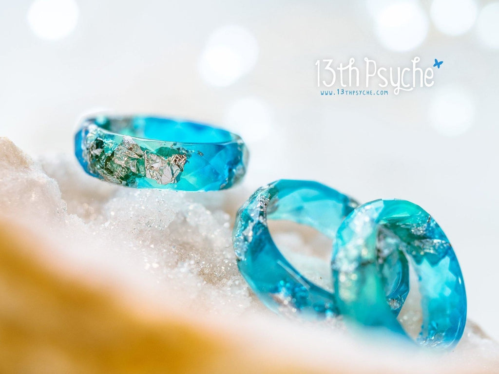 Handmade Clear blue and turquoise faceted resin ring with silver flakes - 13th Psyche