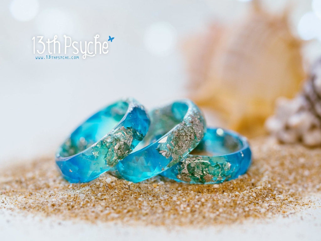 Handmade Clear blue and turquoise faceted resin ring with silver flakes - 13th Psyche