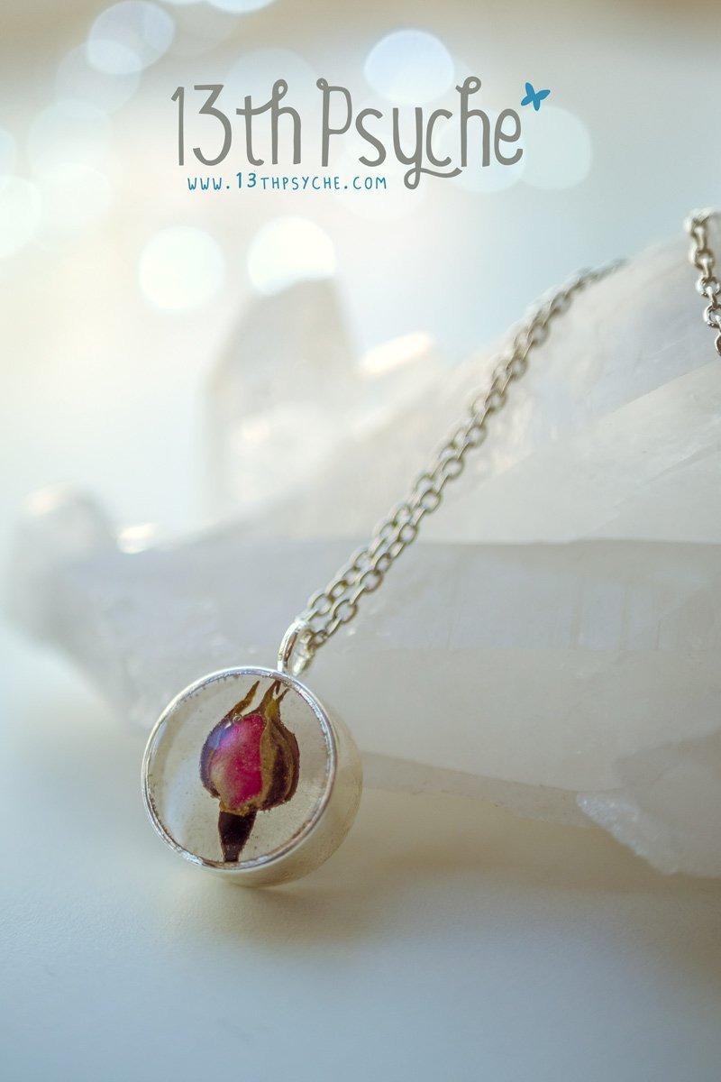 Handmade Dried rose bud resin necklace - 13th Psyche