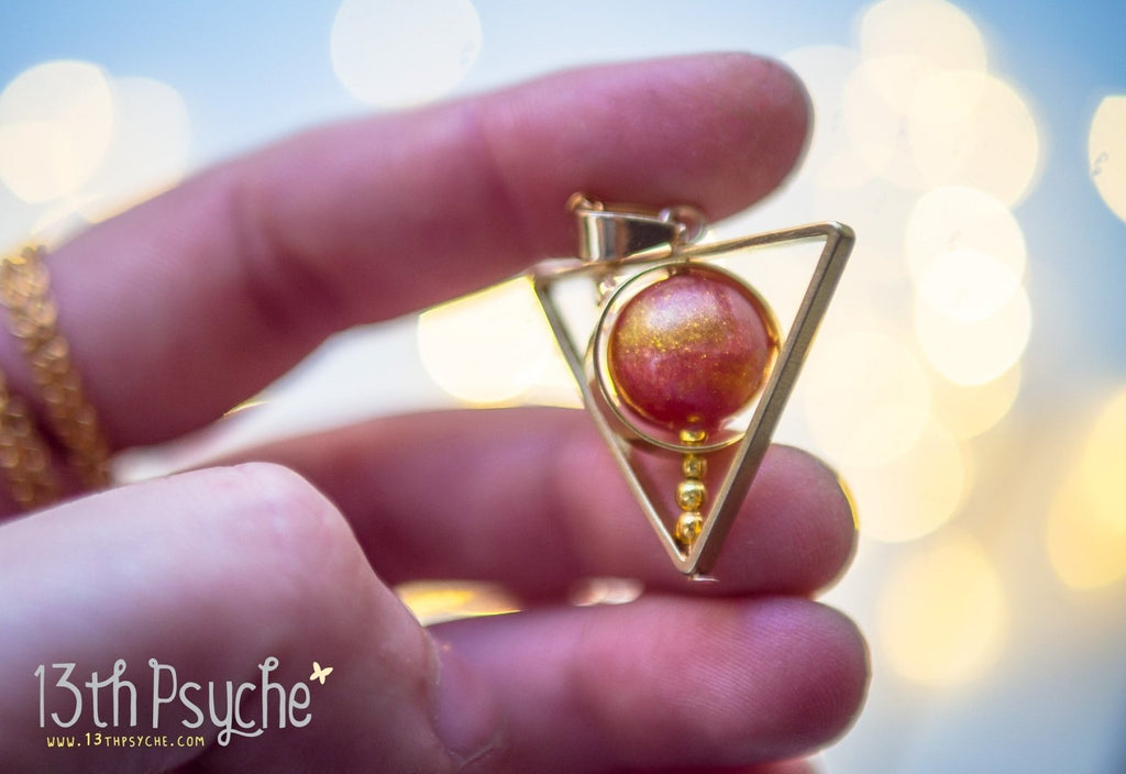 Handmade Sun star inspired triangle spinner necklace - 13th Psyche