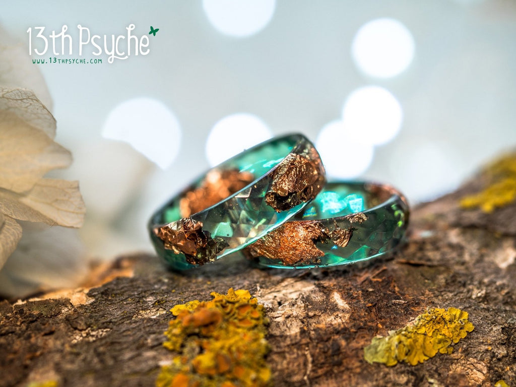 Handmade Dark green and rose gold flakes faceted resin ring - 13th Psyche