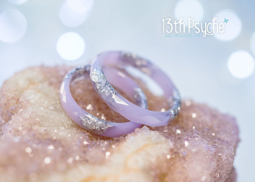 Handmade Pastel lilac faceted resin ring with silver flakes - 13th Psyche