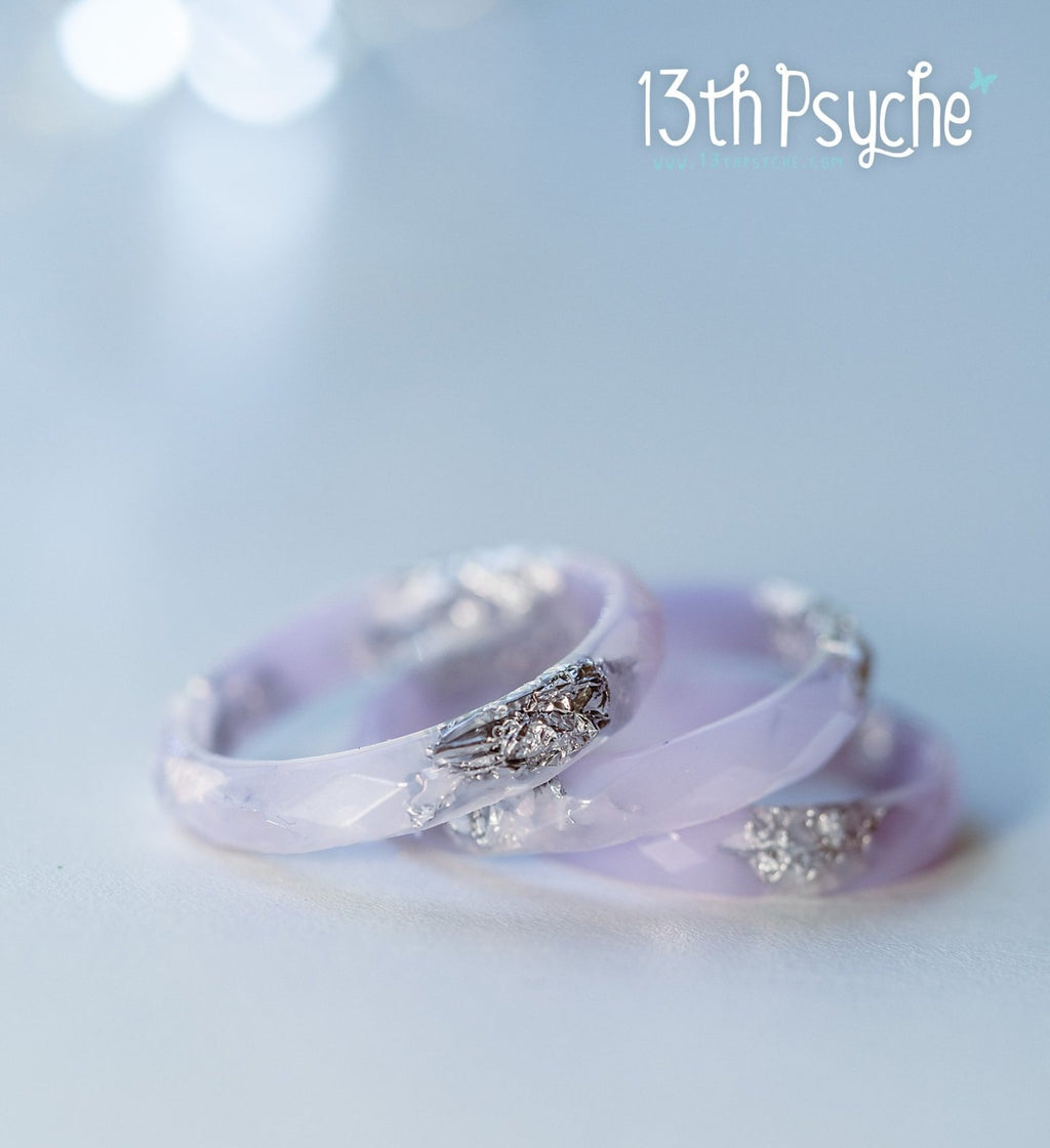 Handmade Pastel lilac faceted resin ring with silver flakes - 13th Psyche