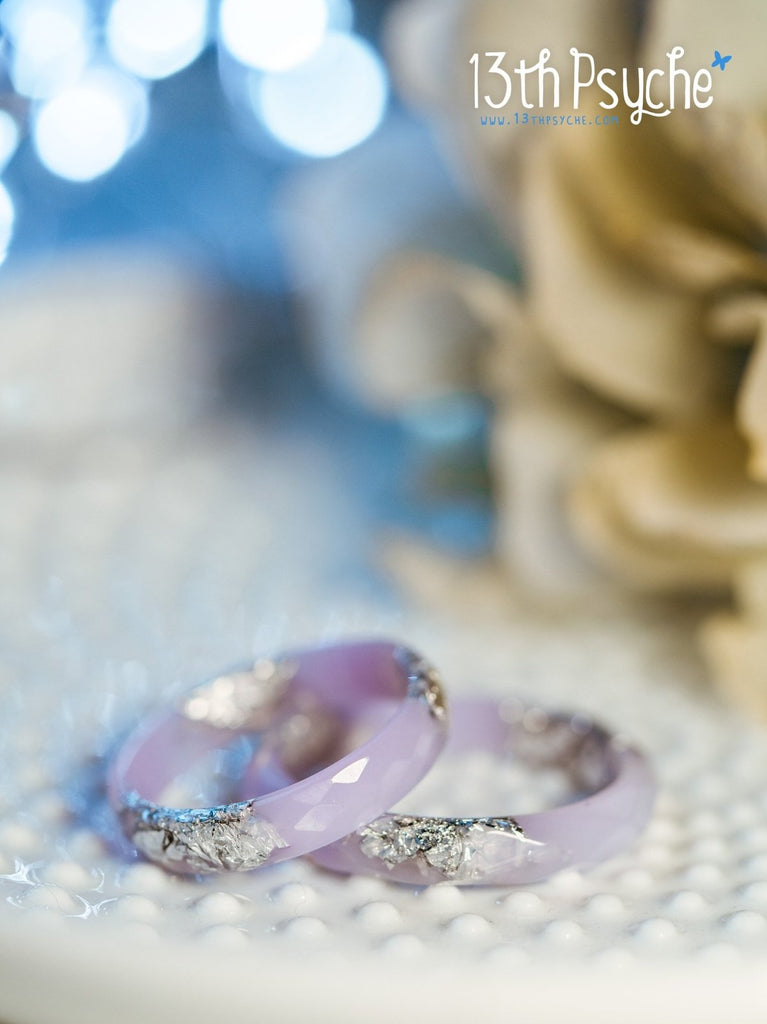 Handmade Pastel lilac faceted resin ring with silver flakes - 13th Psyche