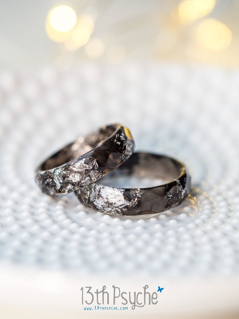 Handmade Black and silver flakes faceted resin ring - 13th Psyche