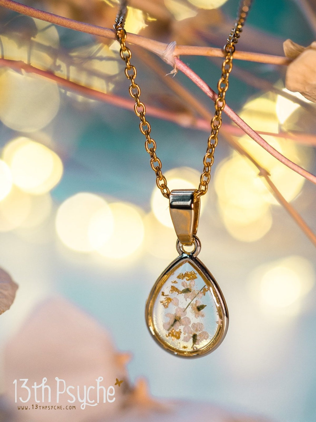 Handmade Dried white flowers and gold flakes resin teardrop pendant necklace - 13th Psyche