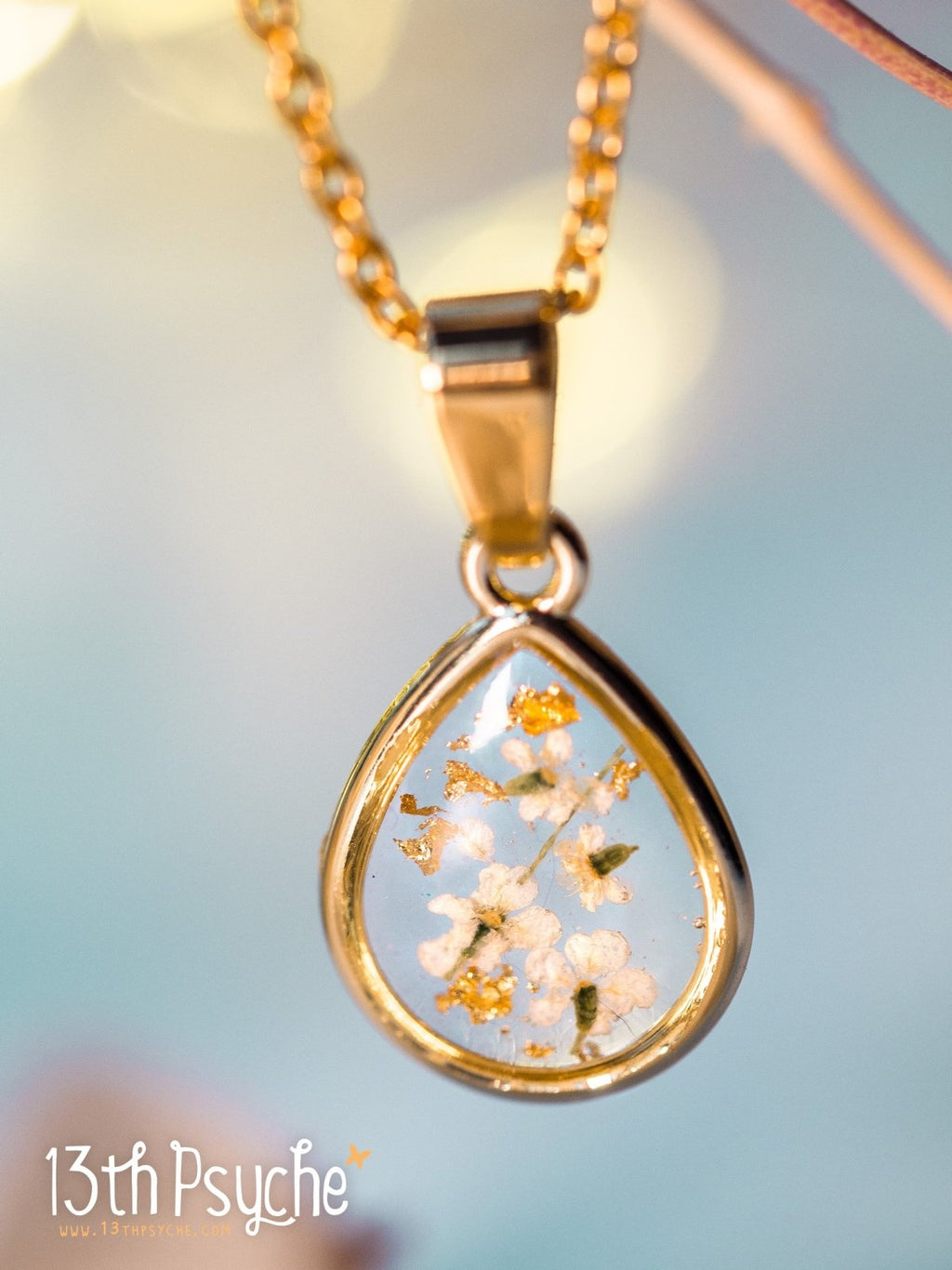 Handmade Dried white flowers and gold flakes resin teardrop pendant necklace - 13th Psyche