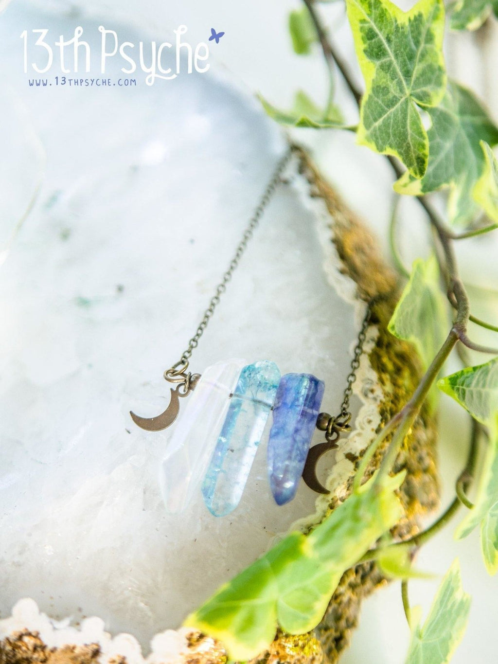 Handmade 3 polished crystal quarz necklace with tiny moons - 13th Psyche