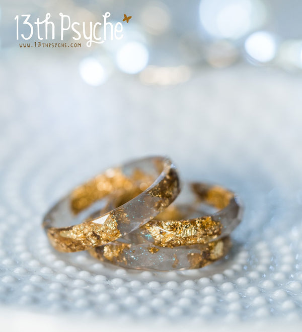 Handmade Grey and gold flakes faceted resin ring - 13th Psyche