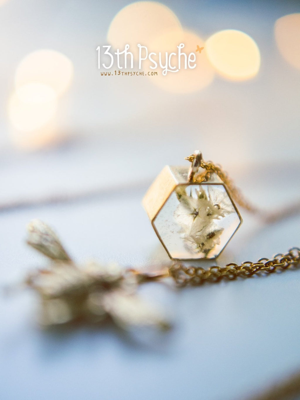 Handmade Gold bee and dried flowers double layered necklace set - 13th Psyche