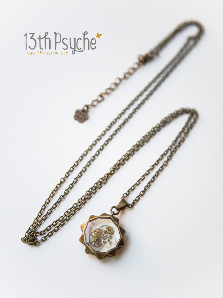 Handmade Steampunk gears resin pendant necklace - 13th Psyche