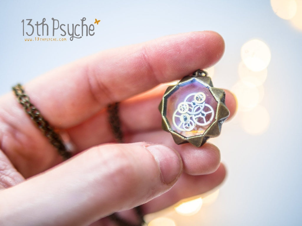Handmade Steampunk gears resin pendant necklace - 13th Psyche