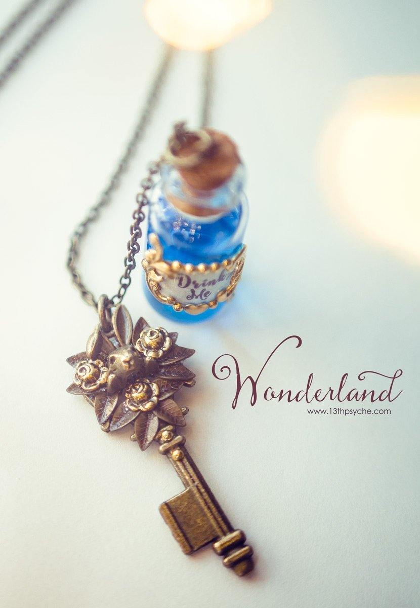 Handmade Alice in Wonderland "Drink me" potion bottle necklace - 13th Psyche
