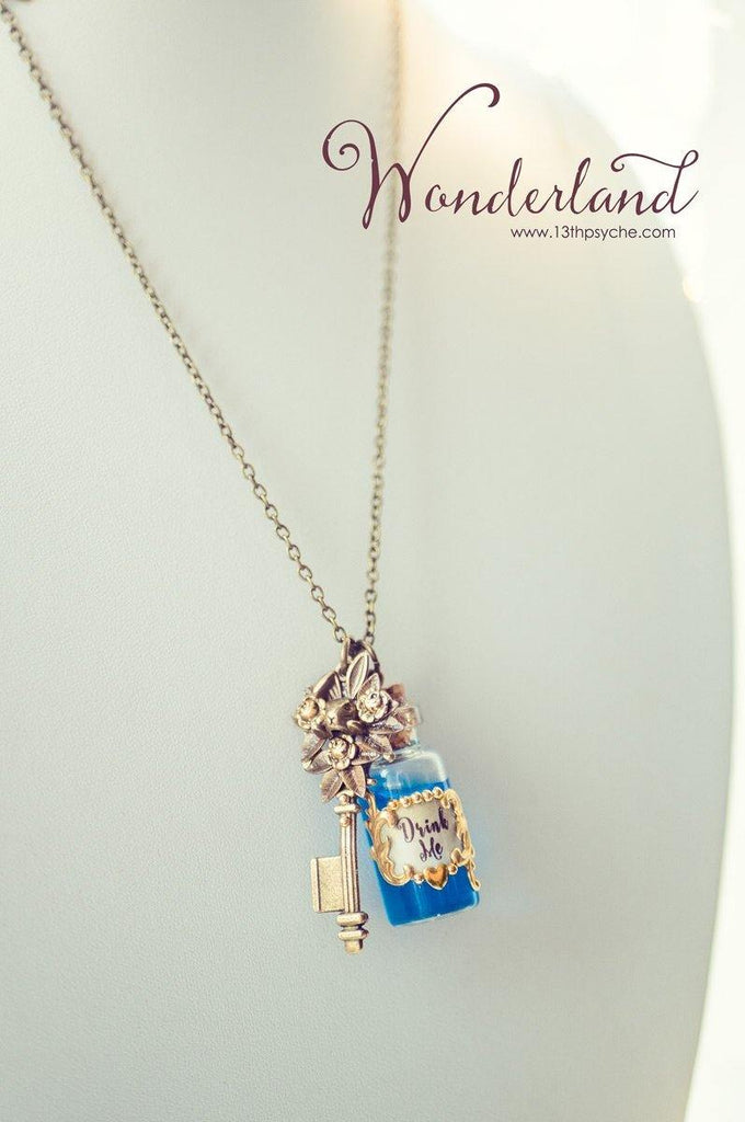 Handmade Alice in Wonderland "Drink me" potion bottle necklace - 13th Psyche