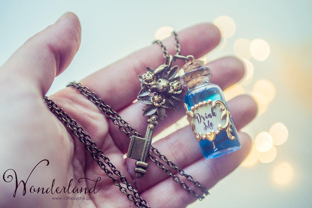 Handmade Alice in Wonderland "Drink me" potion bottle necklace - 13th Psyche