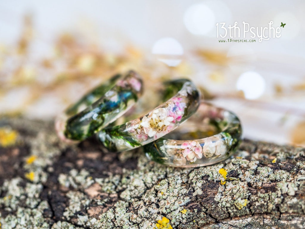 Handmade Real moss, Ozothamnus flowers and moonstone resin ring - 13th Psyche