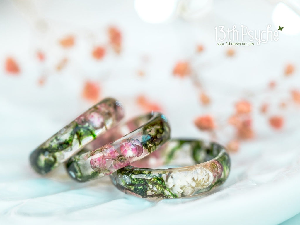 Handmade Real moss, Ozothamnus flowers and moonstone resin ring - 13th Psyche