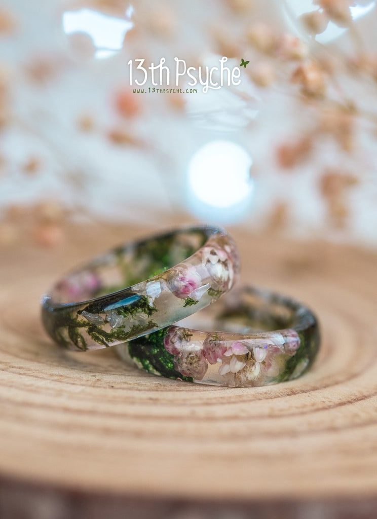Handmade Real moss, Ozothamnus flowers and moonstone resin ring - 13th Psyche