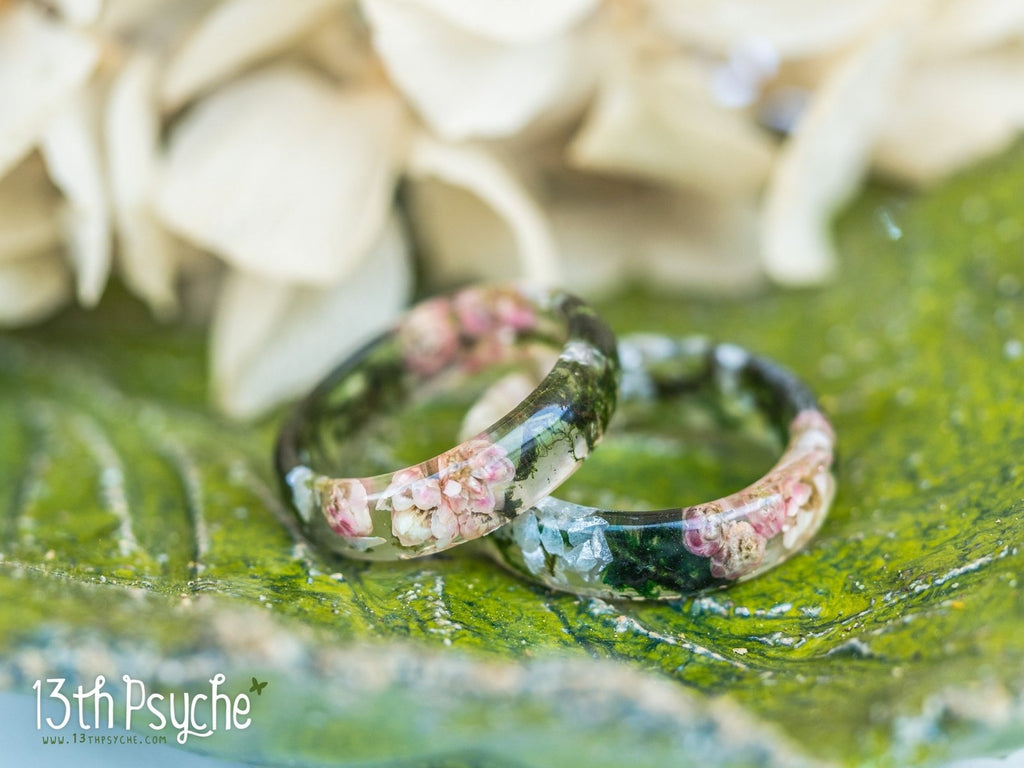Handmade Real moss, Ozothamnus flowers and moonstone resin ring - 13th Psyche