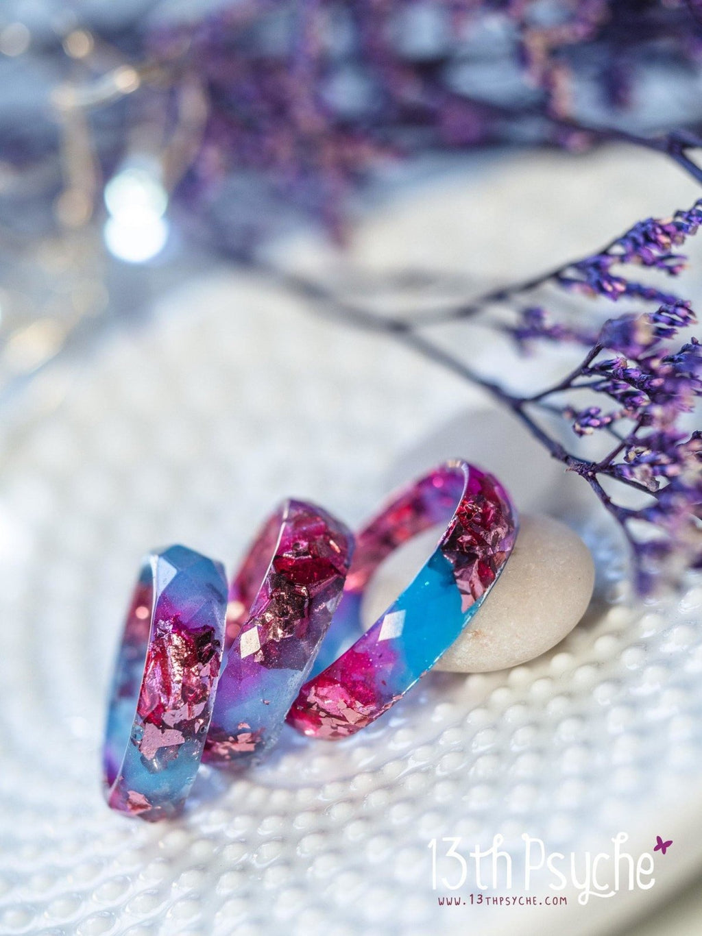 Handmade Blue and fuschia faceted resin ring with pink metallic flakes - 13th Psyche