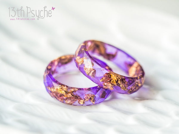 Handmade Purple and gold flakes faceted resin ring - 13th Psyche