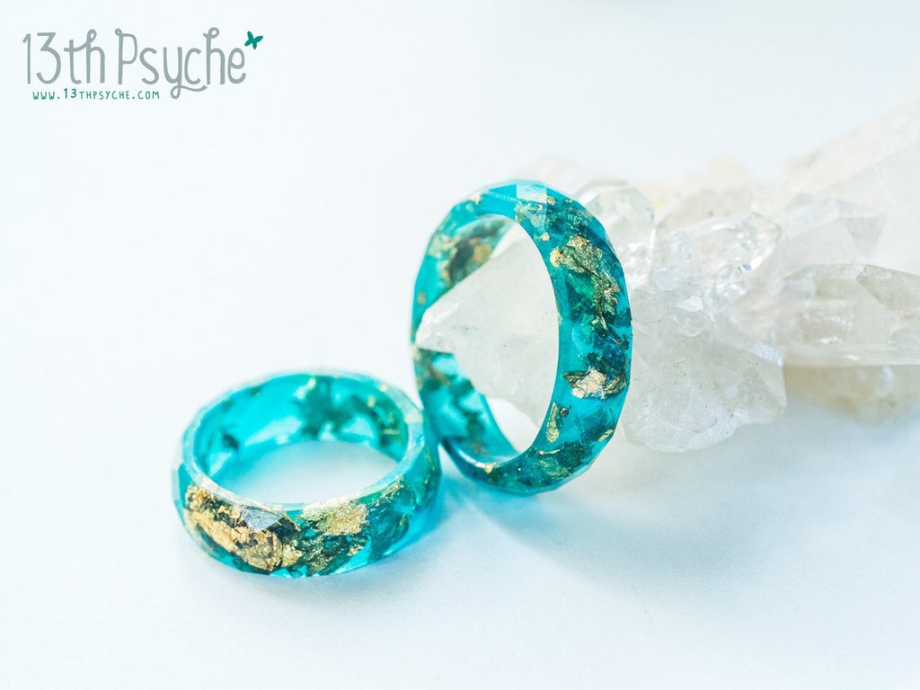 Handmade Turquoise and gold flakes faceted resin ring - 13th Psyche
