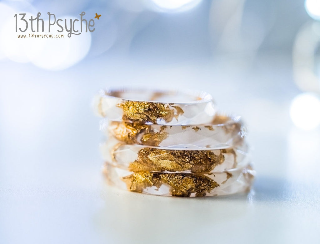 Handmade White and gold flakes faceted resin ring - 13th Psyche