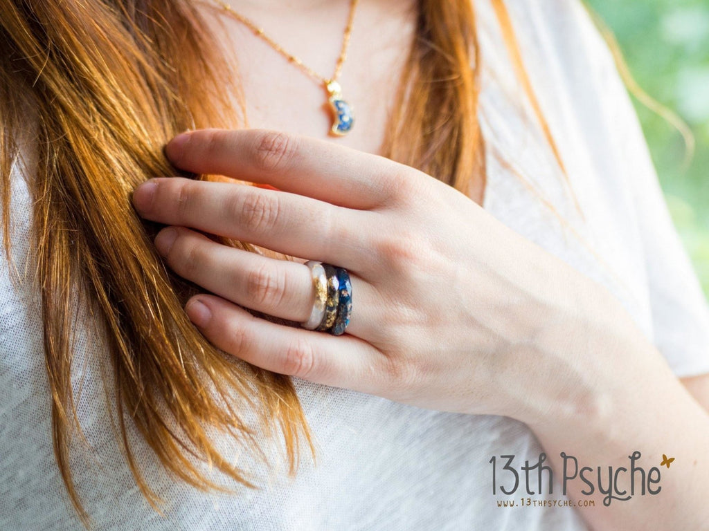 Handmade Dark blue and rose gold flakes faceted resin ring - 13th Psyche