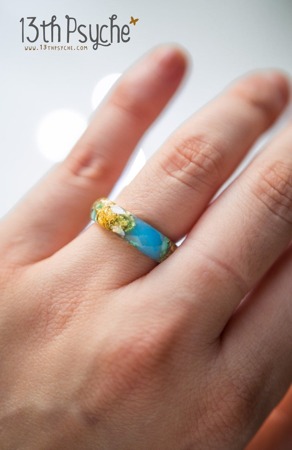 Handmade Light blue and gold flakes faceted resin ring - 13th Psyche