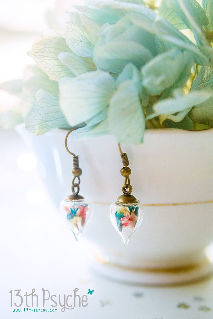 Handmade Glass teardrop earrings with real dried flowers - 13th Psyche