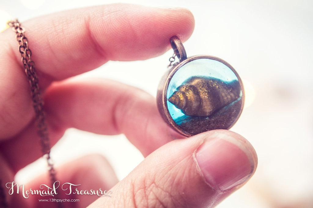 Handmade Gold shell resin pendant necklace, mermaid jewelry - 13th Psyche