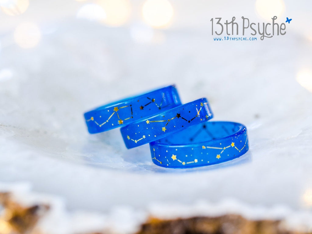 Handmade Star constellations blue resin ring - 13th Psyche