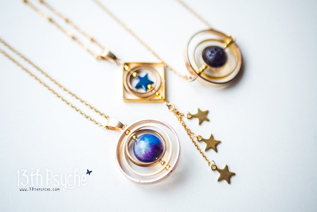 Handmade Space inspired shooting star spinner necklace - 13th Psyche