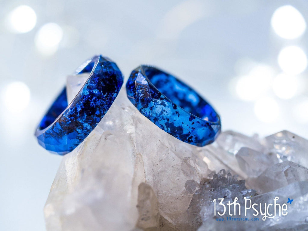 Handmade Blue and metallic blue flakes faceted resin ring - 13th Psyche