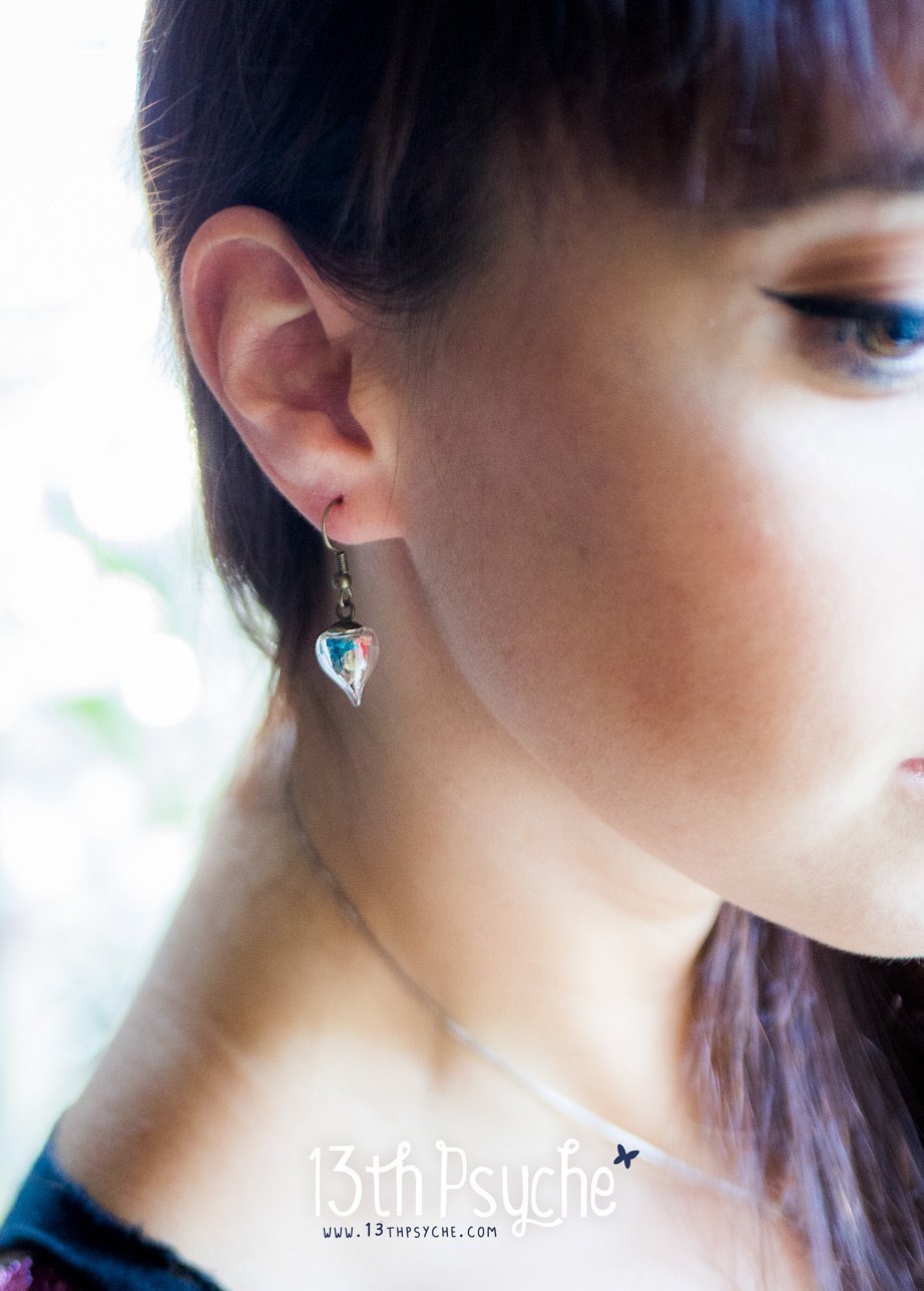 Handmade Glass teardrop earrings with real dried flowers - 13th Psyche